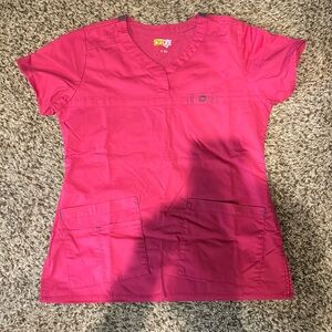 Wonder flex by wonder wink pink scrub top
